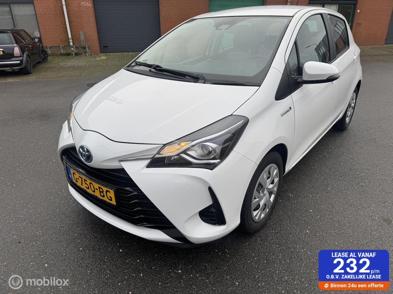 Toyota Yaris - 1.5 Hybrid Active 1.5 Hybrid Active - AutoWereld.nl