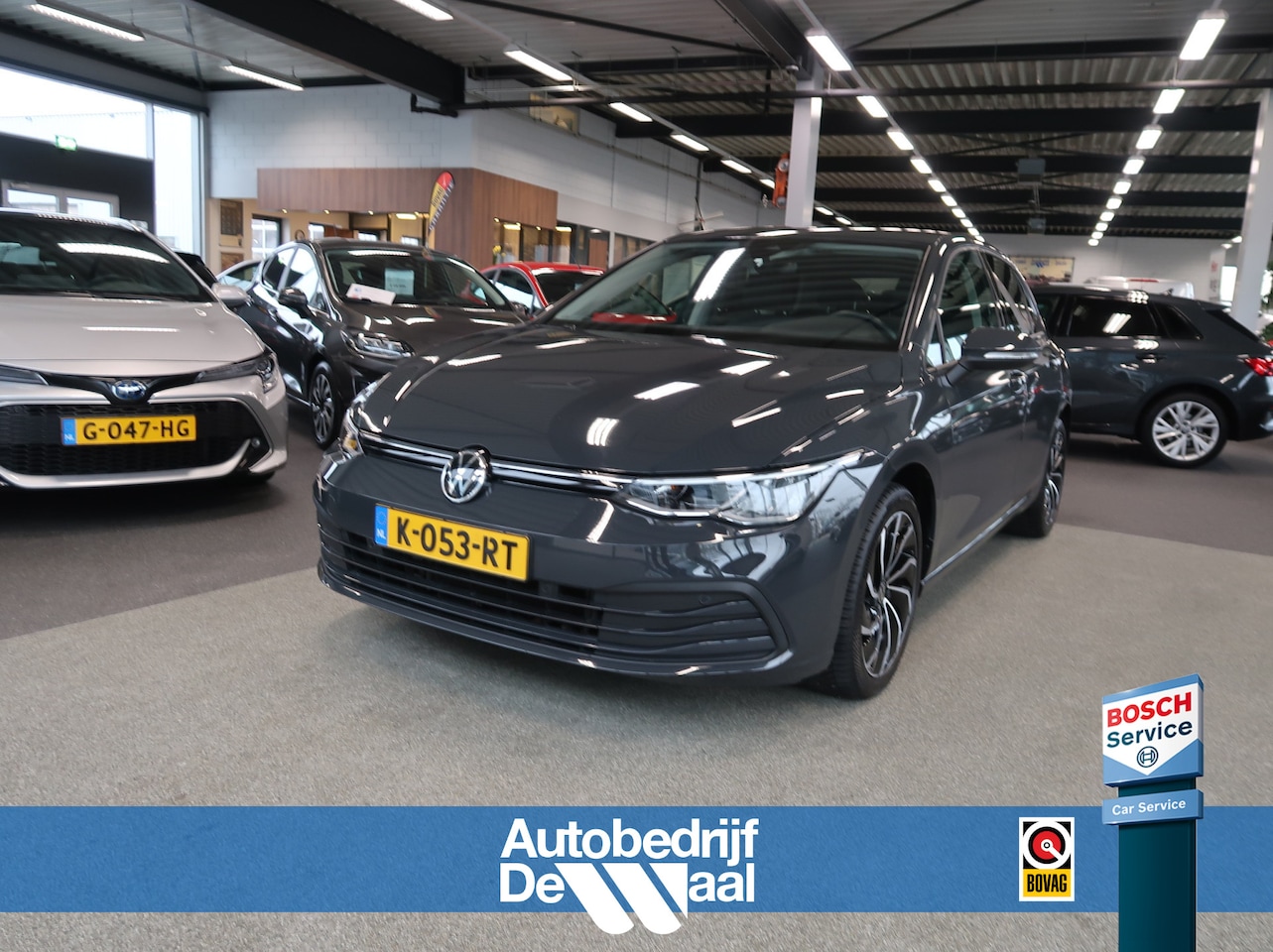 Volkswagen Golf - 1.0 eTSi 110pk DSG Life 5-drs. KEYLESS/CAMERA/WINTERPACK/CARPLAY/17INCH - AutoWereld.nl