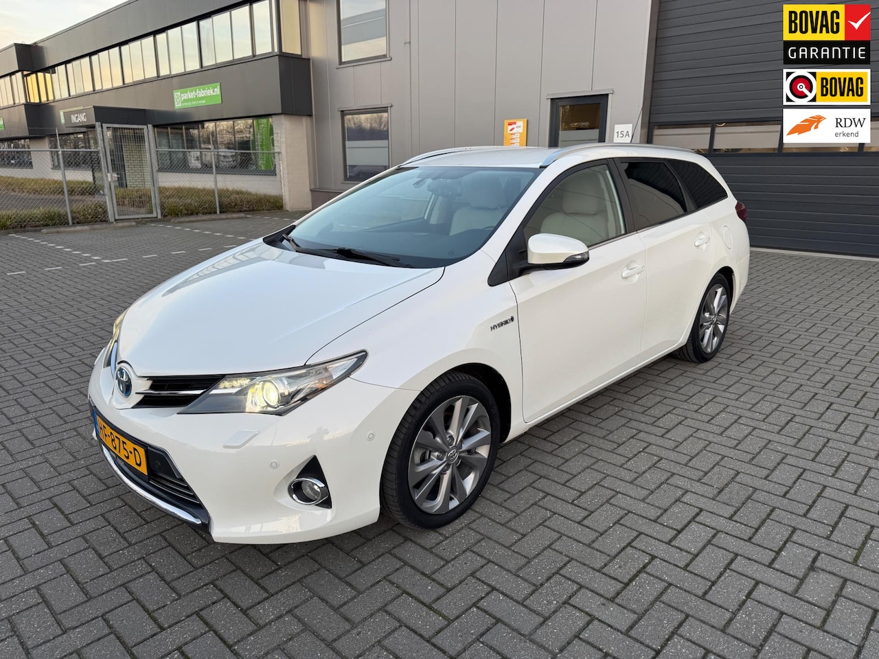 Toyota Auris Touring Sports - 1.8 Hybrid Lease Pro 1.8 Hybrid Lease Pro - AutoWereld.nl