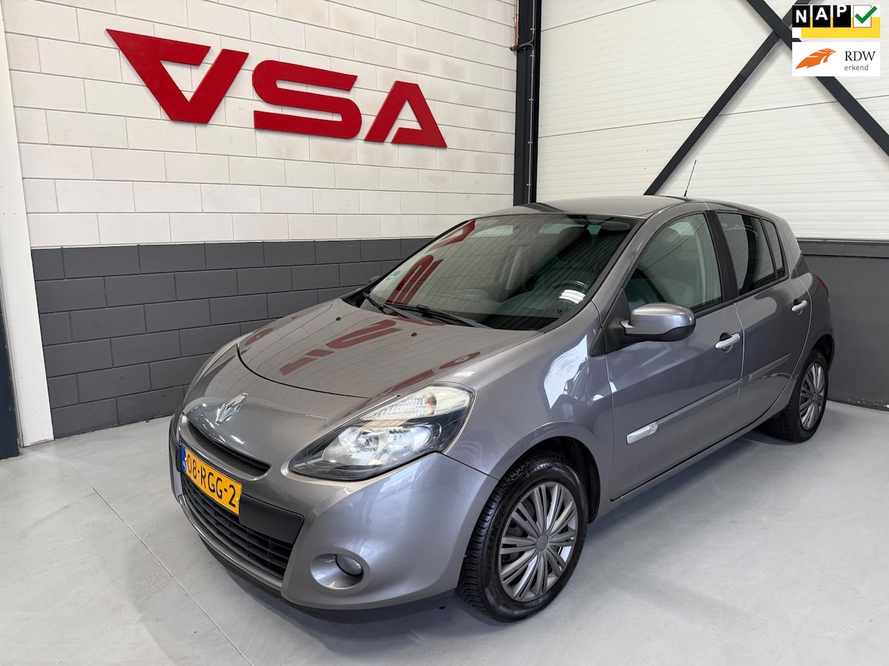Renault Clio - 1.5 dCi Parisienne|Cruise| - AutoWereld.nl