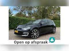 Volkswagen Golf - 1.4 TSI GTE Nw MEGATRONIC | Panoramadak | Leder | 19" Velgen | Navi | Clima | PDC | Cruise