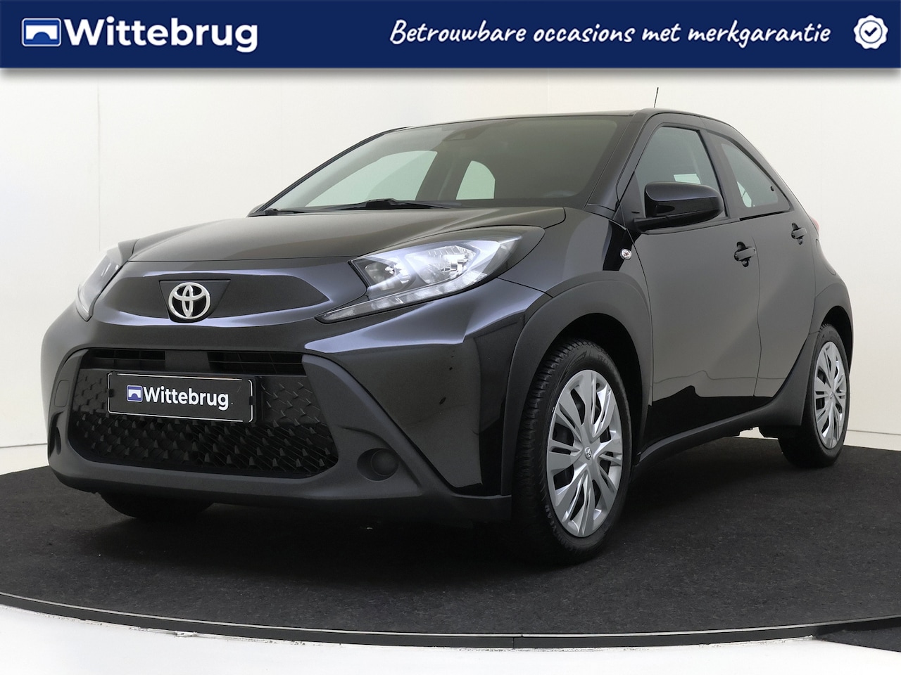 Toyota Aygo X - 1.0 VVT-i MT play 1.0 VVT-i MT Play - AutoWereld.nl