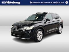 Volkswagen Tiguan - 1.4 TSI DSG eHybrid Elegance / Panoramadak / Elek Achterklep Met Virtual Pedal / LED Matri