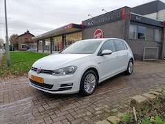 Volkswagen Golf - 1.2 CUP Climate, Park syst, Stoelverw., Cruise