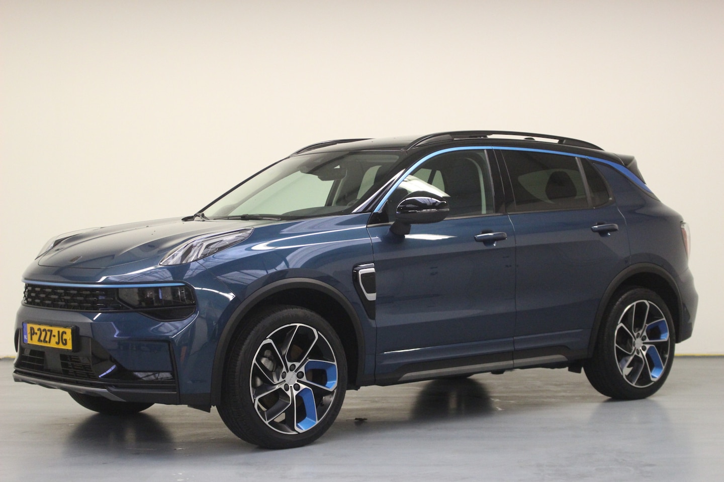 Lynk & Co 01 - Plug-in Hybride | Rijklaarprijs | 1 Jaar BOVAG Garantie | - AutoWereld.nl