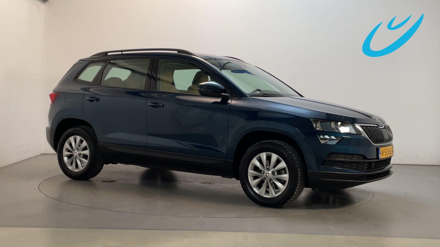 Skoda Karoq - 1.5 TSI 150pk DSG ACT Business Edition Stoelverwarming Leder Navigatie DAB+ - AutoWereld.nl