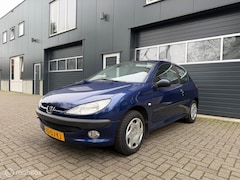 Peugeot 206 - 1.4 XT/Automaat/Apk/Airco/Nette auto