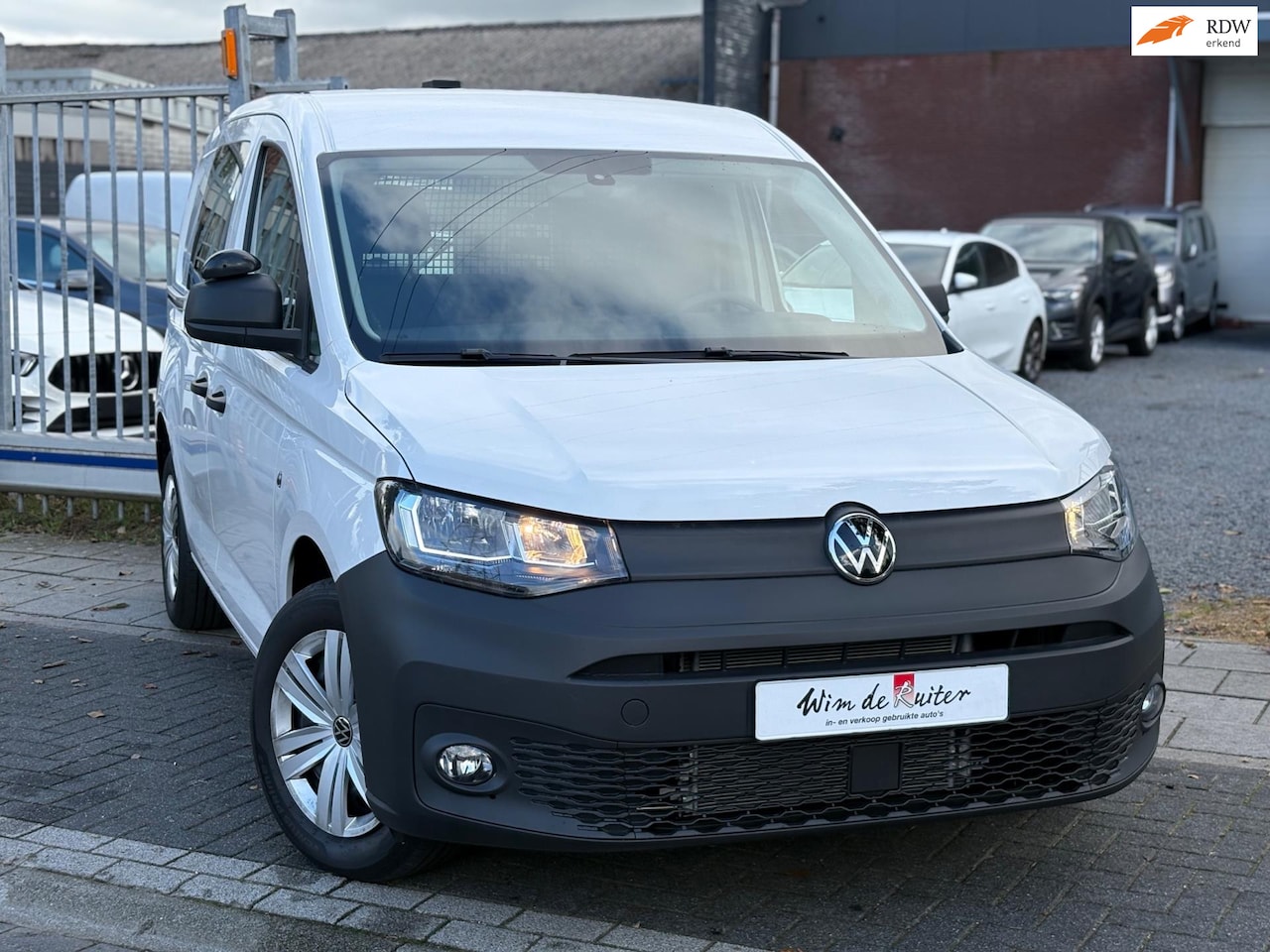 Volkswagen Caddy Cargo - 2.0 TDI 4X4 Kasten | Navigatie | Trekhaak | Stoelverwarming | - AutoWereld.nl