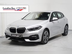 BMW 1-serie - 118i Business Edition NAP Sportstoelen Leder/stof Led koplampen Apple Carplay PDC v+A