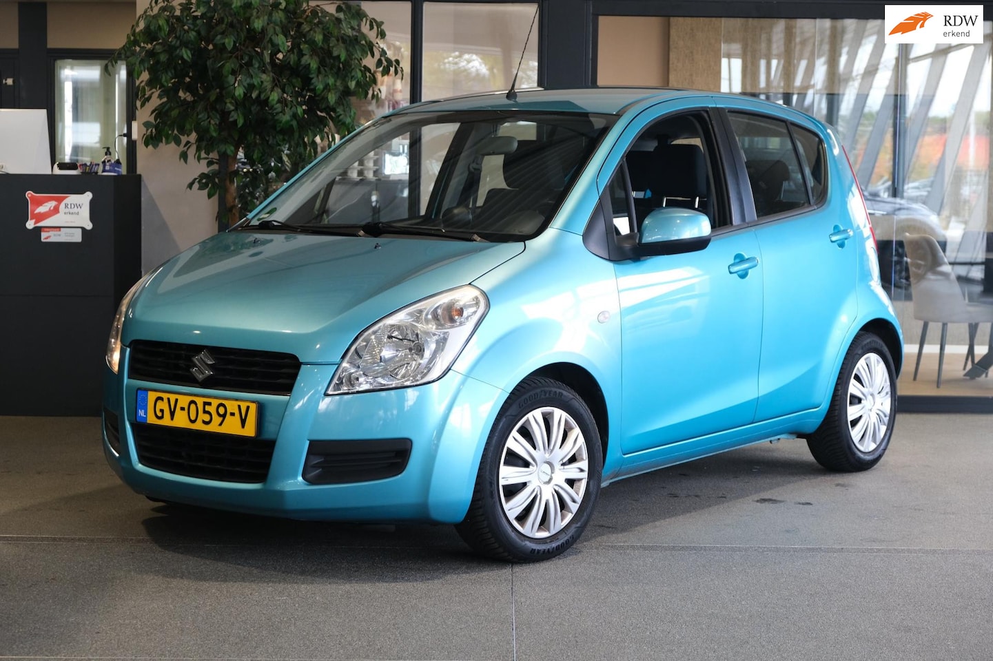 Suzuki Splash - 1.2 Comfort Airco Pdc Trekhaak Elektrische ramen - AutoWereld.nl