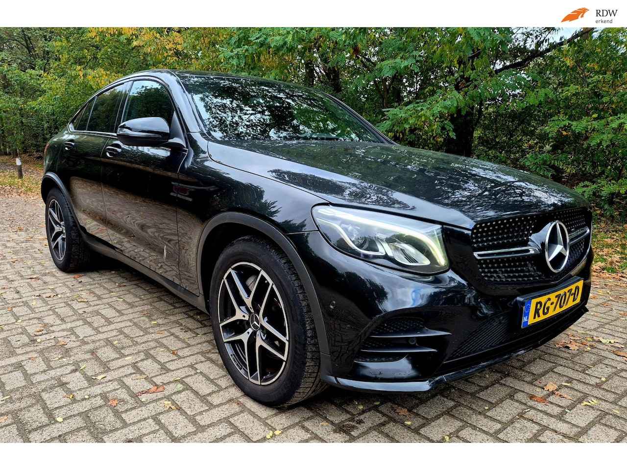 Mercedes-Benz GLC-klasse Coupé - 250 4MATIC Edition 1 AMG . Leder . Schuifdak - AutoWereld.nl