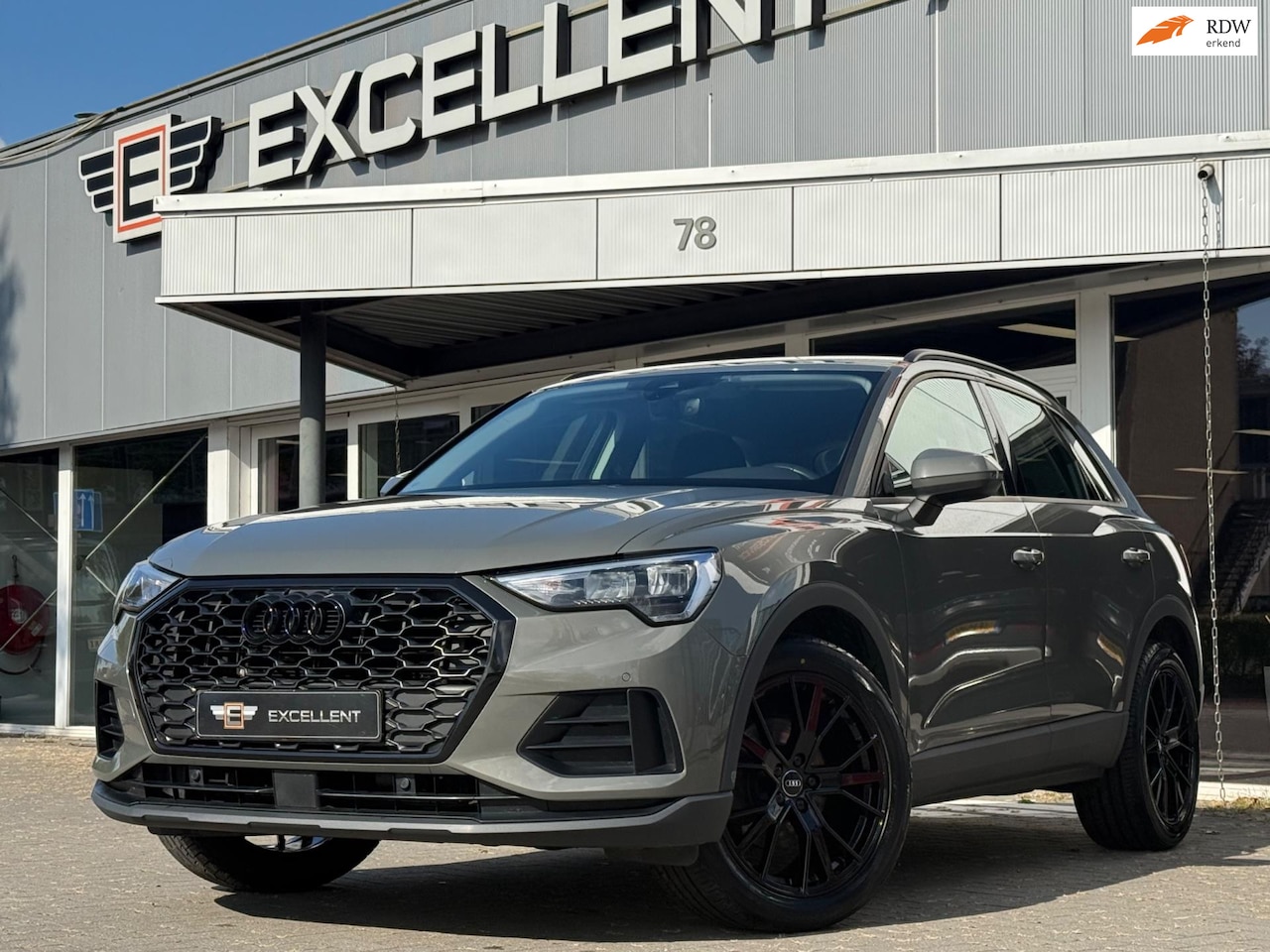 Audi Q3 - 35 TFSI S Tronic | Black Edition | Leder - AutoWereld.nl