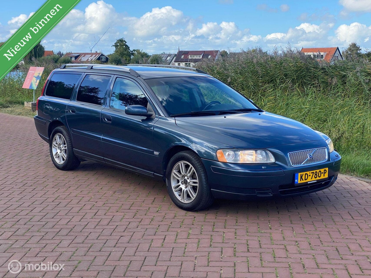 Volvo V70 - 2.4 Edition II 2006 Youngtimer slechts 215 dkm !! - AutoWereld.nl