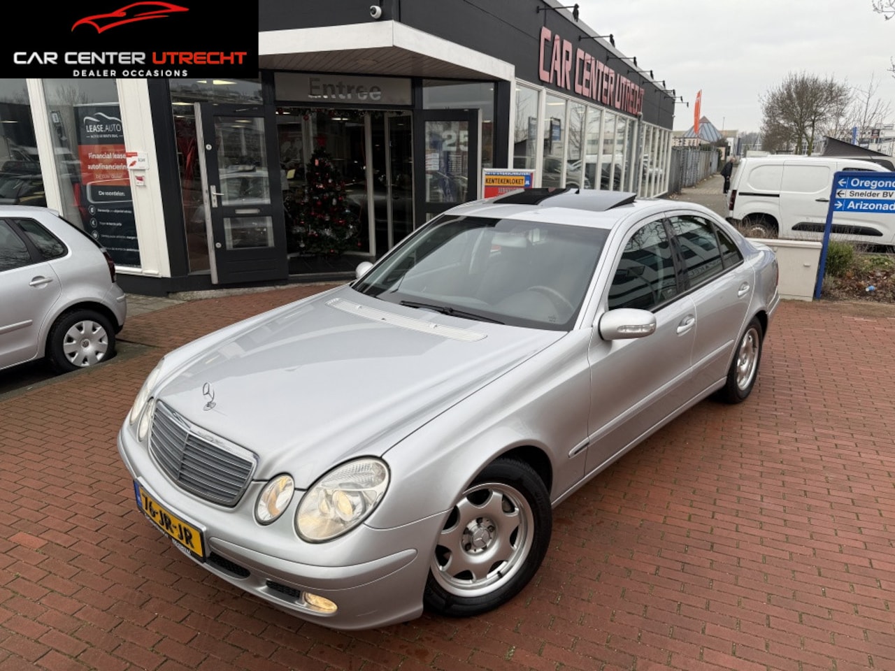 Mercedes-Benz E-klasse - 240 Classic airco 6versn navi zeer netjes - AutoWereld.nl