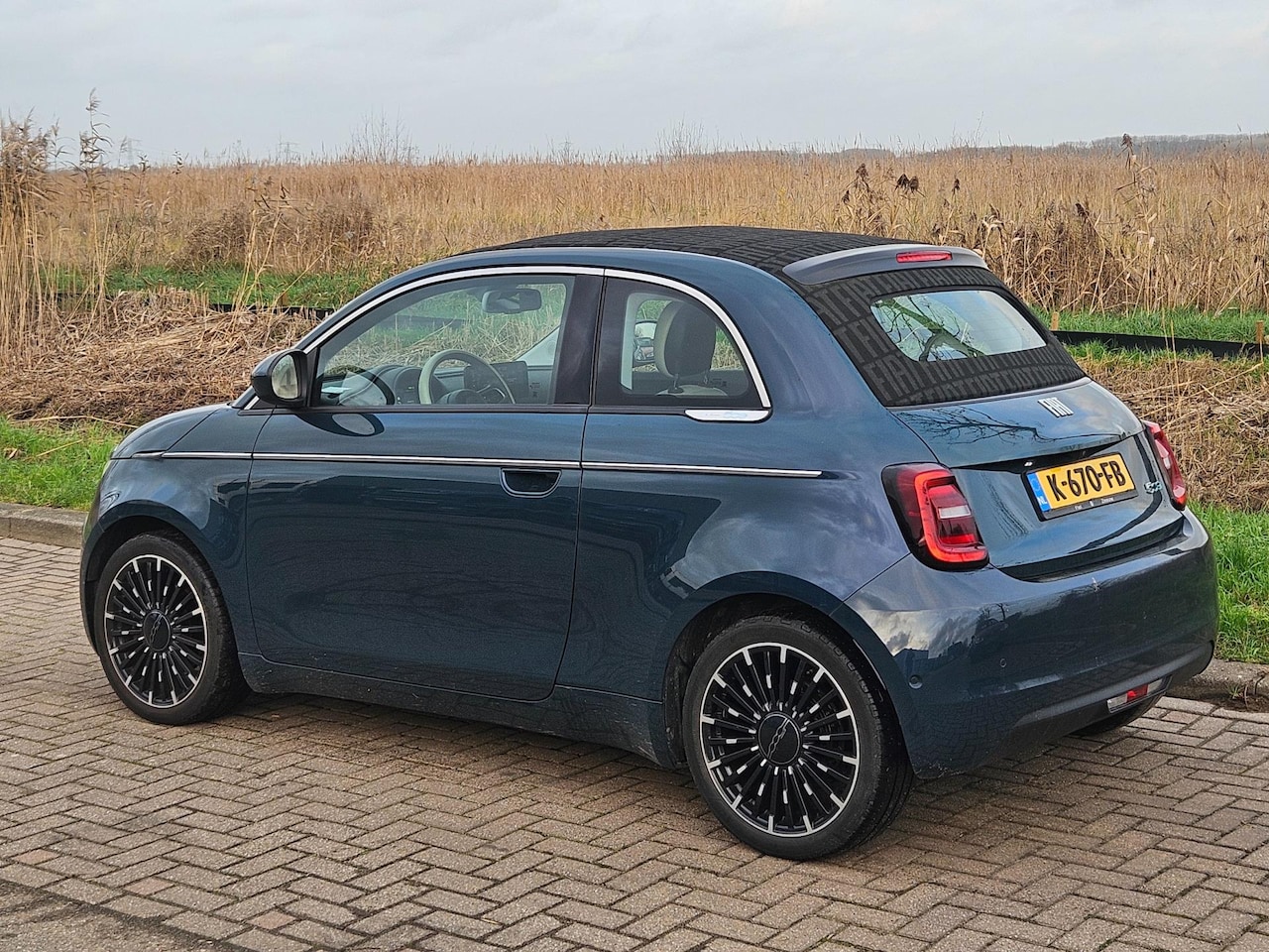 Fiat 500 - 500-E La Prima CABRIO 42 kWh ! - AutoWereld.nl