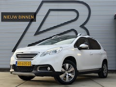 Peugeot 2008 - 1.2 PureTech Allure 2e Eigenaar, Navi, Pano, Trekhaak, Clima, Cruise, PDC, N.A.P, Dealer O