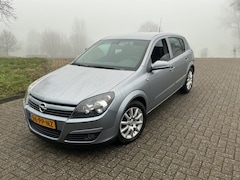 Opel Astra - 1.6 ENJOY