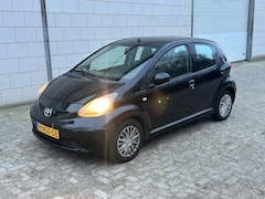 Toyota Aygo - 1.0-12V