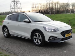 Ford Focus - 1.0 EcoBoost Titanium Business