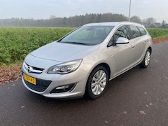 Opel Astra Sports Tourer - 1.4 Turbo Cosmo, Airco, trekhaak