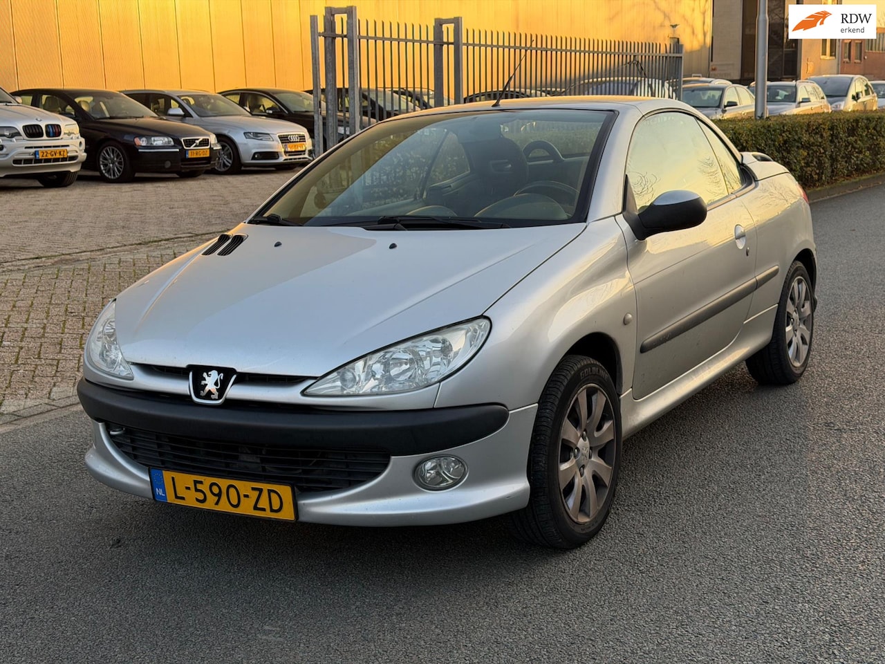 Peugeot 206 CC - 1.6-16V INRUILKOOPJE !! - AutoWereld.nl