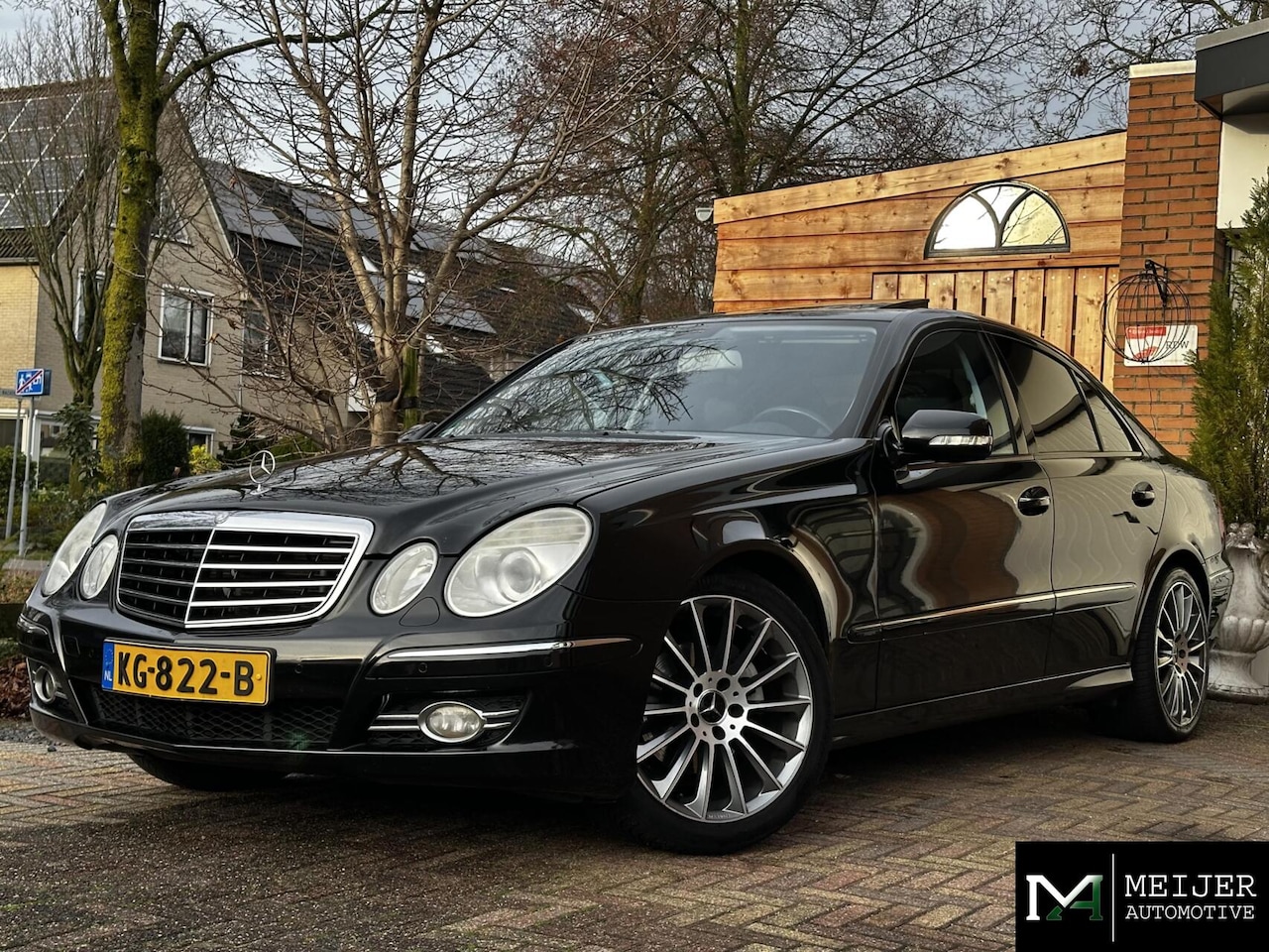 Mercedes-Benz E-klasse - 300 CDI BlueTEC Avantgarde|Memory|Stoelv/|Luchtv.|Trekhaak|Elektr.achterklep - AutoWereld.nl