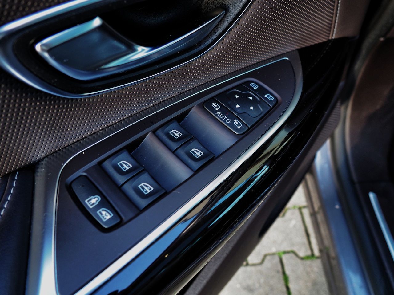 Renault Espace - 1.6 TCe Init. Paris 7 PERS. BOMVOL LUXE! SCHUIFD. LEDER