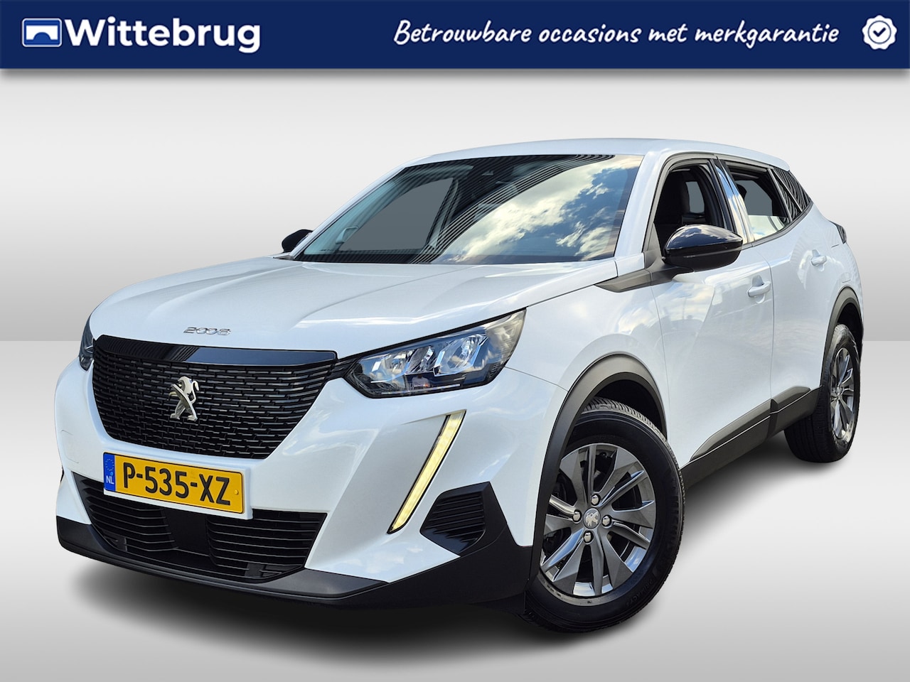 Peugeot 2008 - 1.2 PureTech Active Pack | 130 PK | Automaat | Navigatie | Camera | - AutoWereld.nl