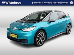 Volkswagen ID.3 - First Plus 58 kWh 204pk / IQ LED / Achteruitrijcamera / Parkeersensoren voor + achterzijde