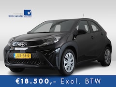 Toyota Aygo X - 1.0 VVT-i S-CVT Play | Stoelverwarming | Achteruitrijcamera | Apple CarPlay/ Android Auto