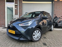 Toyota Aygo - 1.0 VVT-i x Airco/Bluetooth
