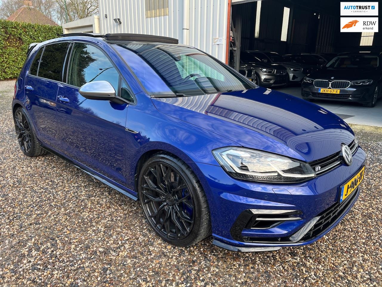 Volkswagen Golf - 2.0 TSI 4Motion R AKRAPOVIC.PANODAK.LAPIZ-BLUE! - AutoWereld.nl