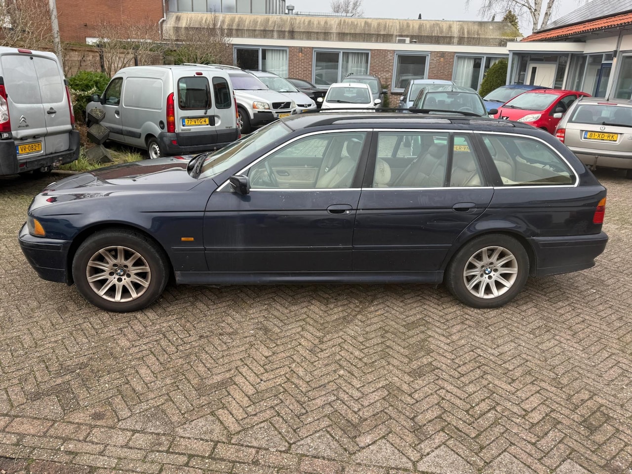 BMW 5-serie Touring - 525i Executive 525i Executive - AutoWereld.nl