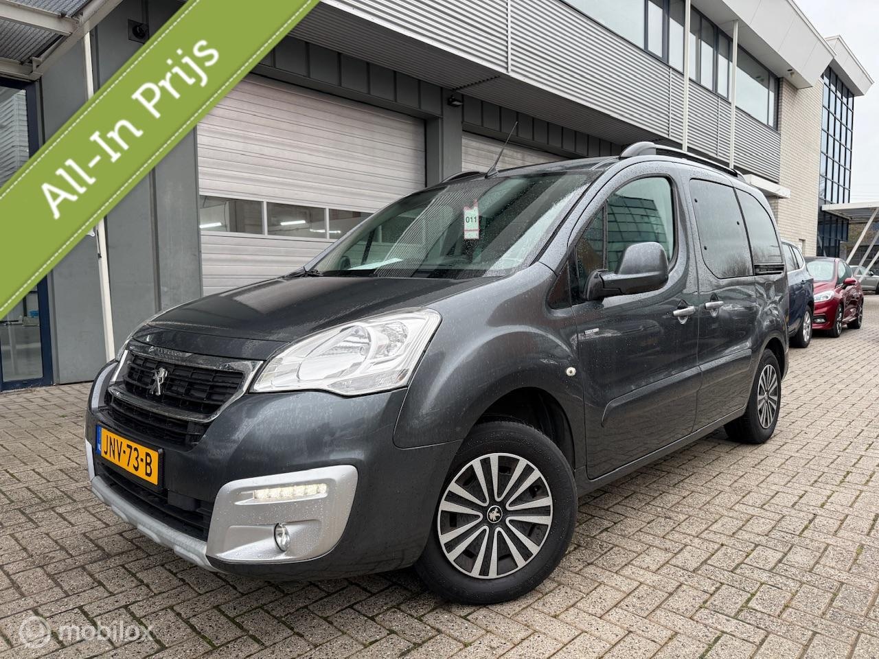 Peugeot Partner MPV - 1.2 BENZINE | LAGE KM | NAVIGATIE | NIEU APK - AutoWereld.nl