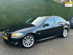 BMW 3-serie - 318i AUTOMAAT/LEER/XENON/NAVI/PDC V+A/APK 2027