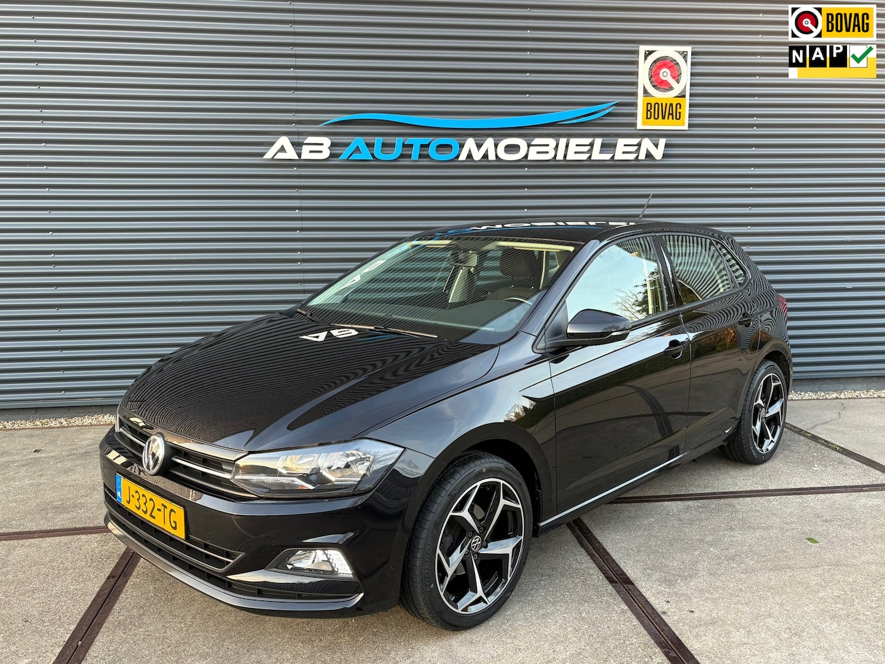 Volkswagen Polo - 1.0 TSI Comfortline AUTOMAAT/ CARPLAY/ NAVI - AutoWereld.nl