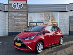 Toyota Aygo X - X-PLAY NL-AUTO ALL-SEASON AIRCO BLUETOOTH CAMERA EL-RAMEN/SPIEGELS AFN-TREKHAAK