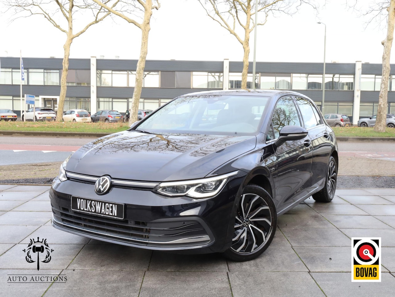 Volkswagen Golf - 1.4 eHybrid PHEV 204PK | Keyless | Camera | IQ Light Matrix LED | Memory | Massage | Carpl - AutoWereld.nl