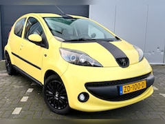 Peugeot 107 - 1.0-12V XS
