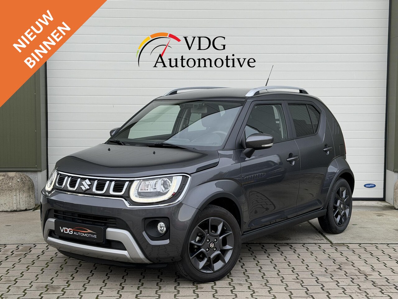 Suzuki Ignis - 1.2 Style Smart Hybrid / Clima / Stoelverwarming / Navigatie / Camera / Keyless - AutoWereld.nl