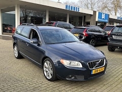 Volvo V70 - 2.5T 231pk Aut6 Momentum Xenon Bluetooth