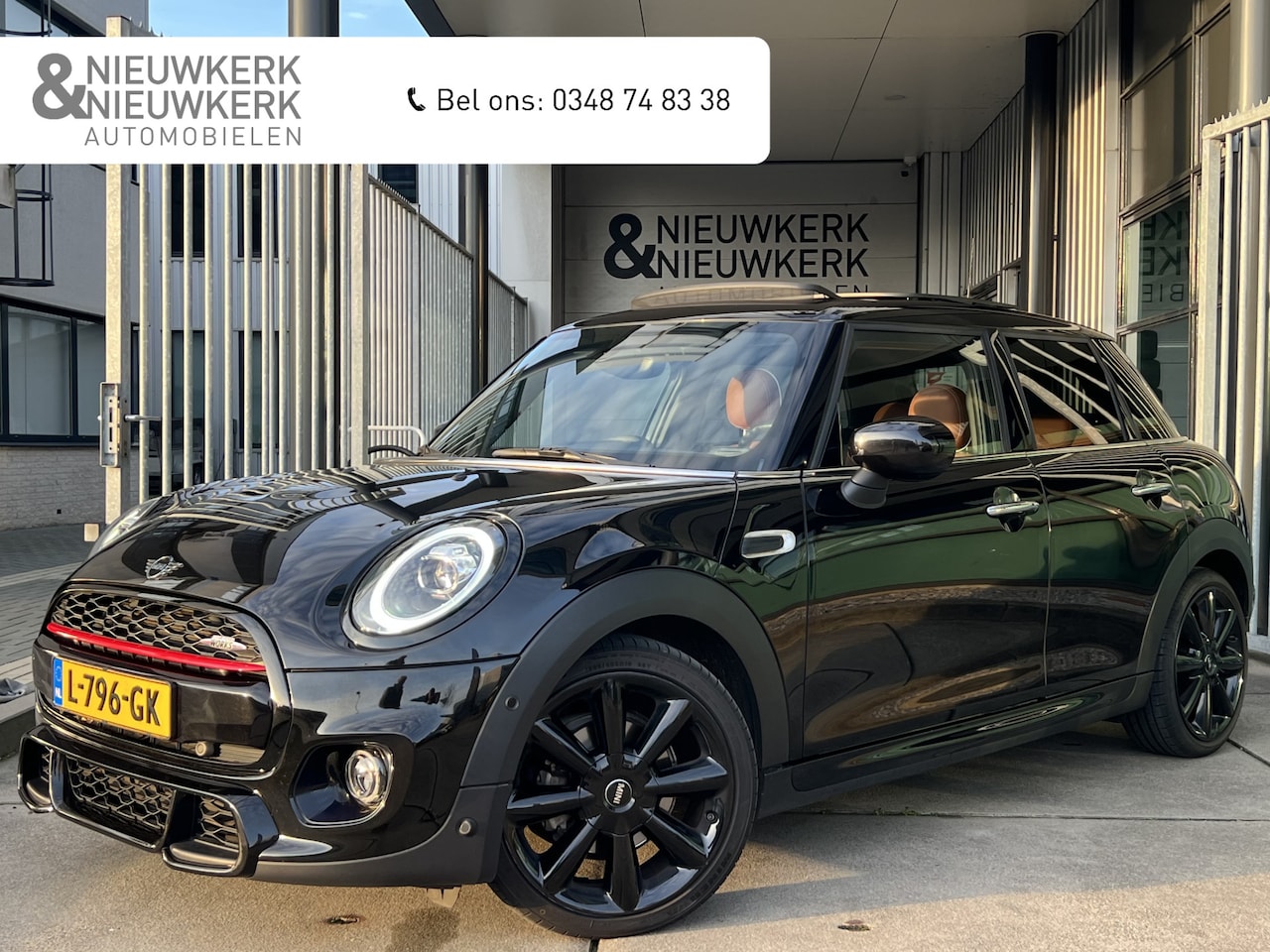 MINI John Cooper Works - Mini 1.5 Cooper Pack | AUTOMAAT | LEDER | SCHUIF/KANTELDAK | CARPLAY/ANDROID | NAVI | CRUI - AutoWereld.nl