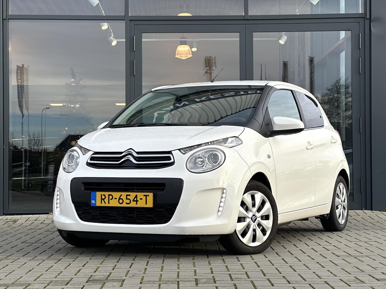 Citroën C1 - 1.0 VTi 68PK 5D Selection | Airco | Bluetooth | NL Auto | Volledig onderhouden | - AutoWereld.nl