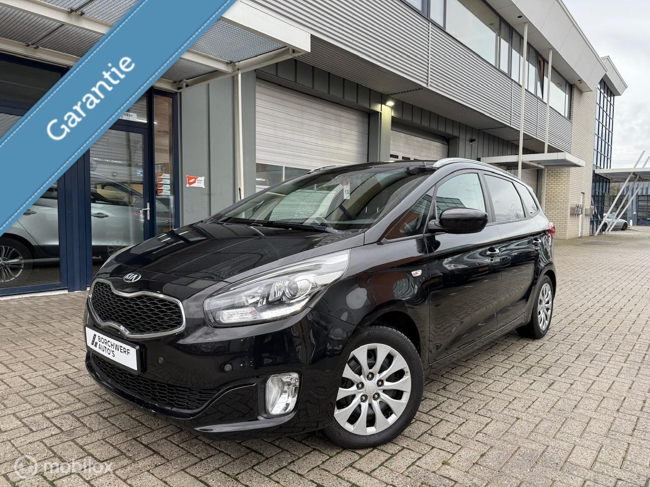 Kia Carens - 1.6 BENZINE | 7 ZIT | LAGE KM | KIA ONDERHOUDEN - AutoWereld.nl