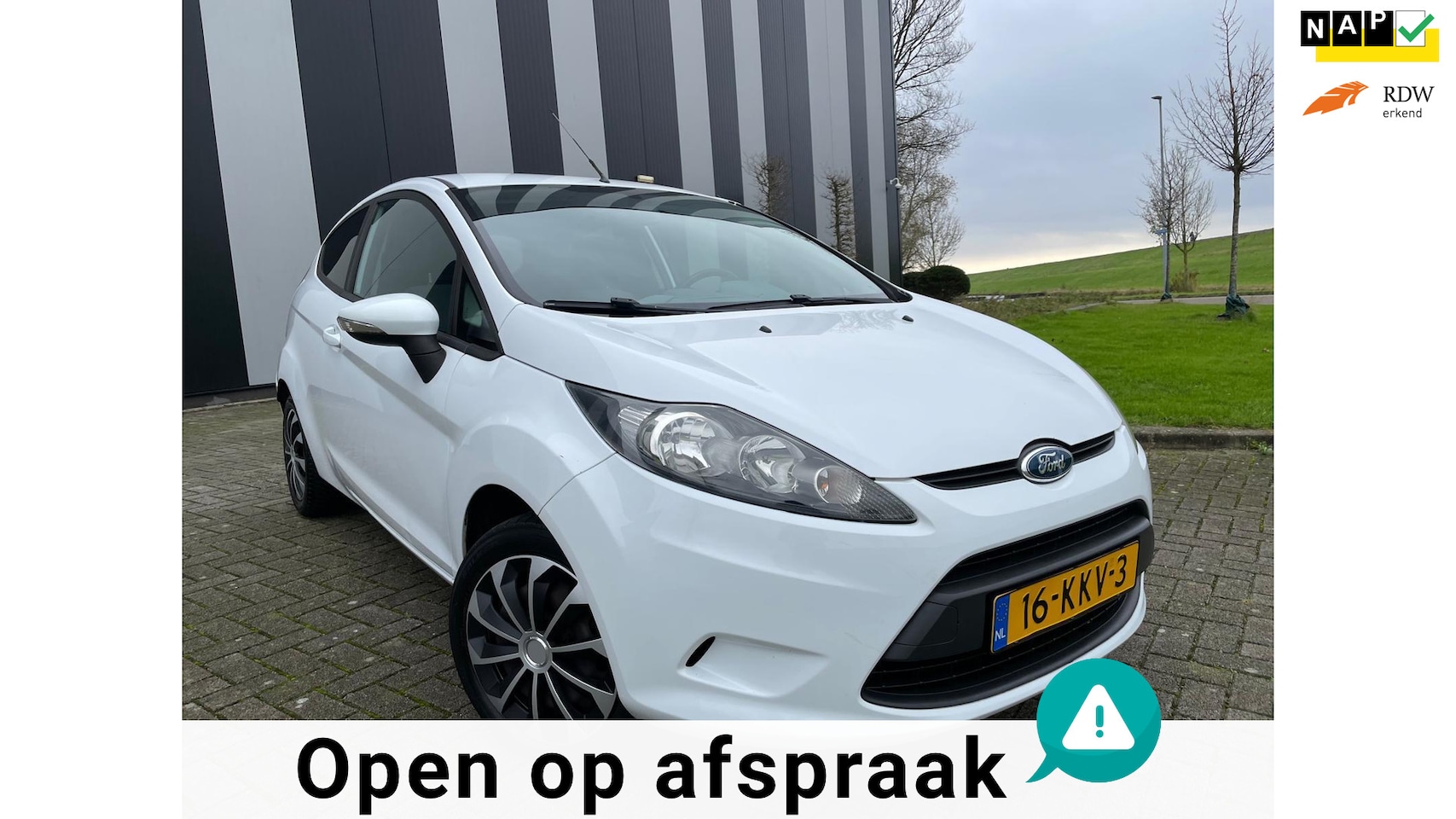 Ford Fiesta - 1.25 Limited Nw APK-Airco-ElekPakket-Trekhaak-2 Sleutels - AutoWereld.nl