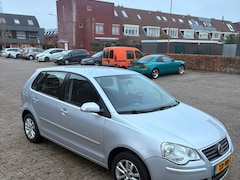 Volkswagen Polo - 1.4-16V Trendline