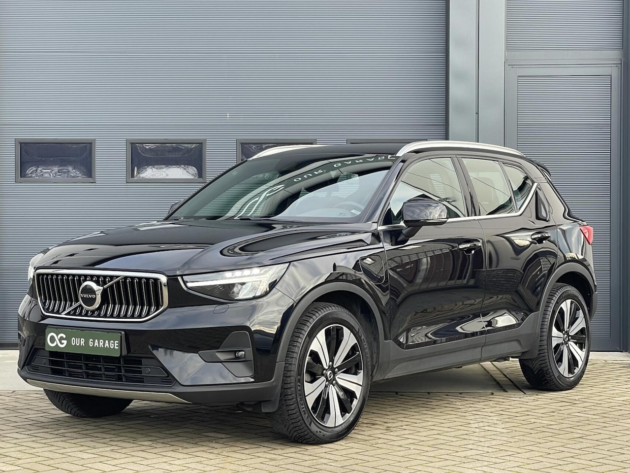 Volvo XC40 - T4 Plus Bright|Camera|Keyless|Trekhaak|Stuurverw - AutoWereld.nl