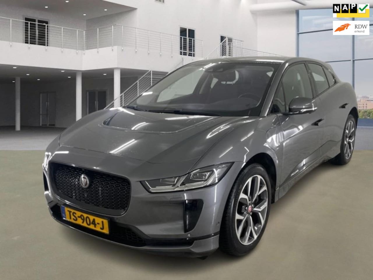 Jaguar I-PACE - EV400 HSE 90 kWh | SOH 90% | Panoramadak | 360 Camera | Luchtvering | Leder | Memory Seats - AutoWereld.nl