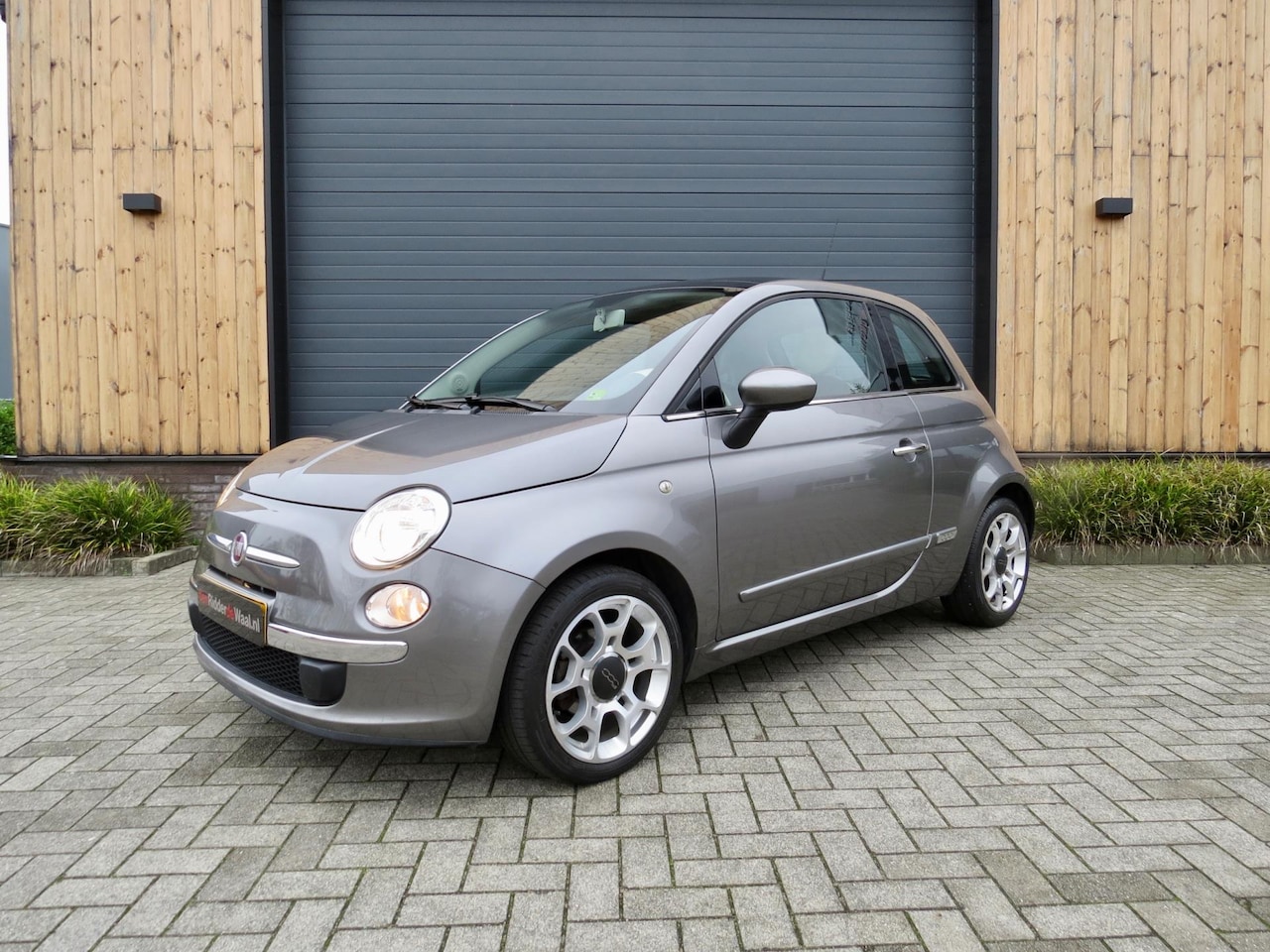 Fiat 500 - 1.2 Lounge Automaat *Schuifdak *Vol leder *Airco - AutoWereld.nl