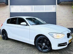 BMW 1-serie - 118i 170 PK Sport|Automaat|Xenon|Navi|LM 17